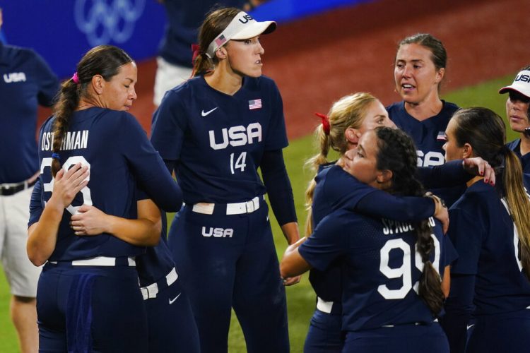 Japan beats US 2-0, turns incredible DP to win softball gold